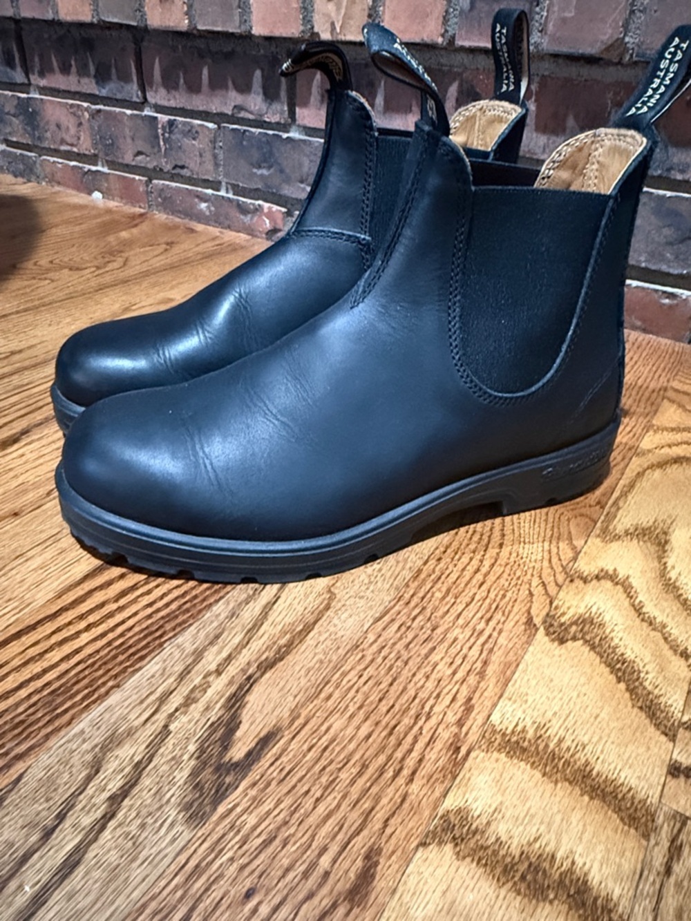 Blundstone Black Chelsea Boots Lug Sole Leather Boots AU 7 / US 8